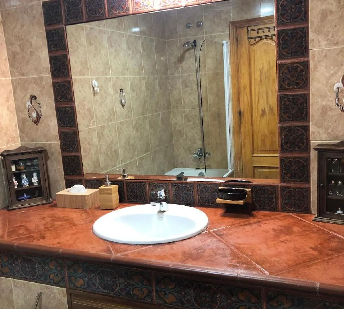 Apartamento Los Rivers إِستيبونا شقة